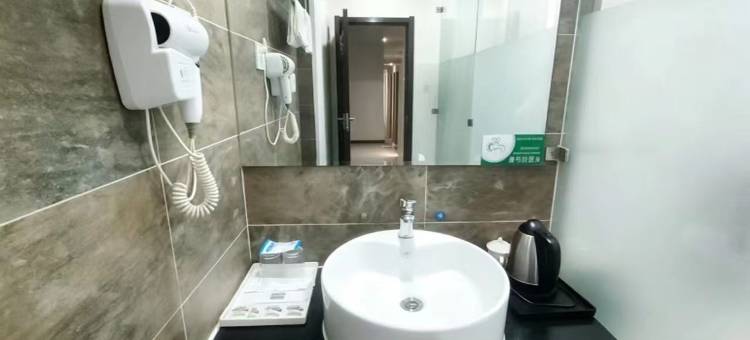 锐奥酒店(合肥翡翠路大学城北地铁站店)图片