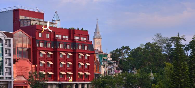 M Village臻选酒店春香湖畔，Modern Village Lifestyle 品牌(M Village Premier Hotel Xuan Huong Lakeside, a brand of Modern Village Lifestyle)图片