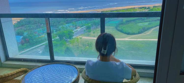 青岛旭日东辉海景客栈图片