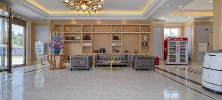 维也纳酒店(民权火车站迎宾大道店)图片