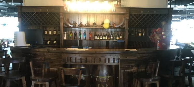 泾源雅豪国际滑雪场酒店图片