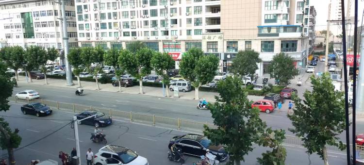 莱阳丹枫酒店(大润发店)图片