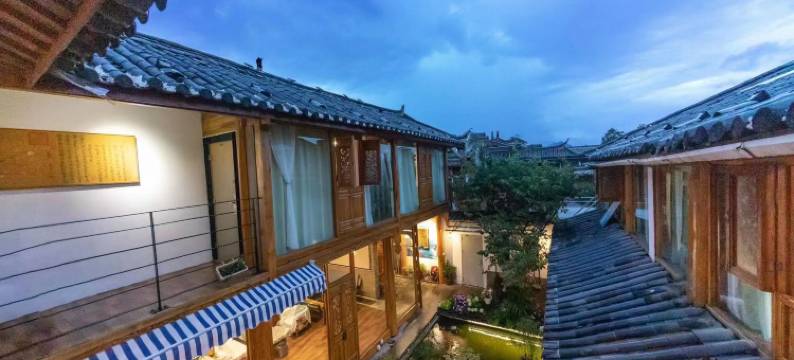 丽江余悦汐雪山花园水景客栈(束河古镇店)图片