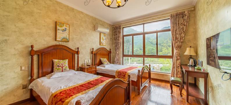 湖州霞雾山居住宿图片