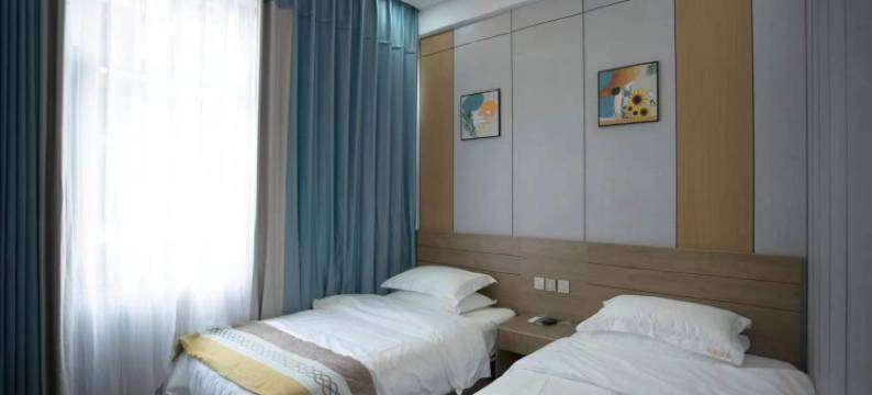 昆明东川鸿运酒店图片