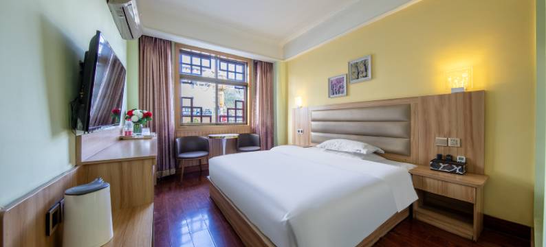 林芝优客莱精品酒店图片