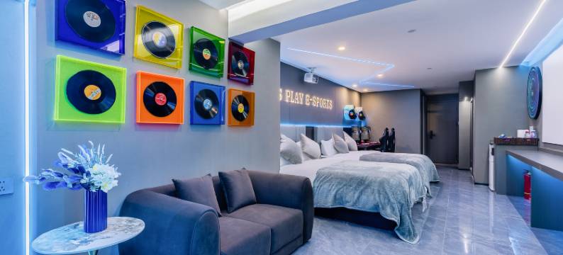 辛德拉电竞酒店(武汉市江汉路武胜路地铁站店)图片