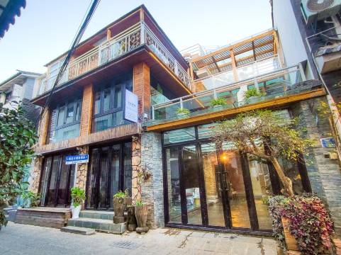 大理古城金色漫居Hey设计师美宿(洱海门店)图片