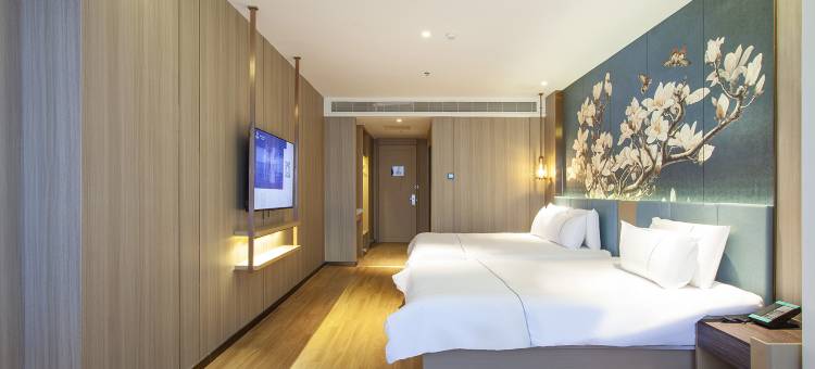 白玉兰酒店(沈阳黎明广场新惠街地铁站店)图片