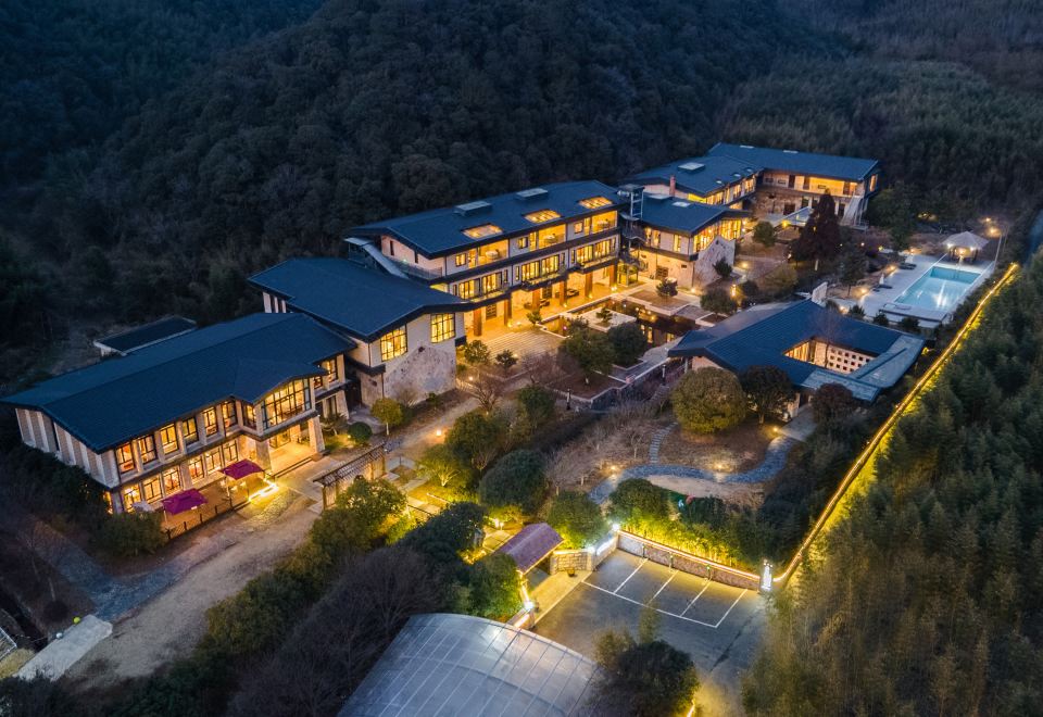 莫干山雷迪森良舍颐墅酒店外景图