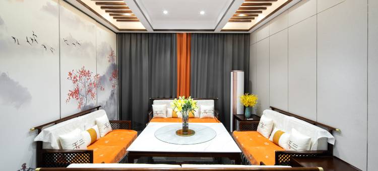 张掖尚景假日酒店(爱琴海购物中心高铁西站店)图片