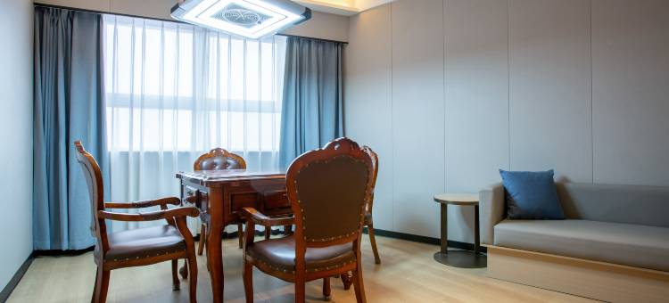 途客中国轻居酒店(平顶山万达广场汽车站店)图片