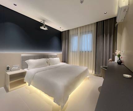 熊猫宾馆(鹤壁高铁东站店)