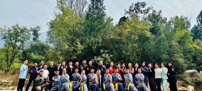 登封禅心居梯渡山舍图片