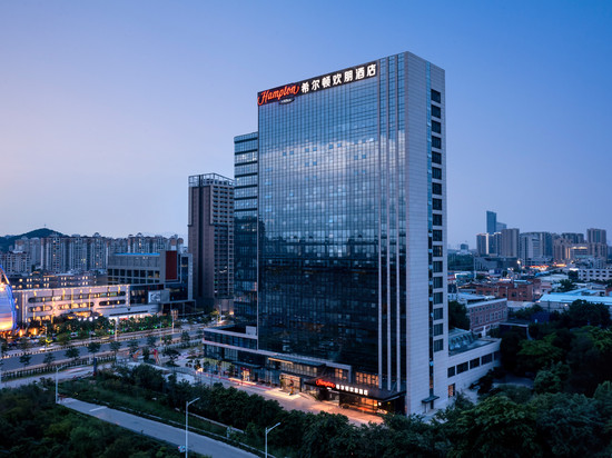广州新塘希尔顿欢朋酒店