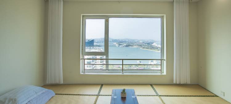 伴海居海景民宿(日照万平口灯塔广场店)图片