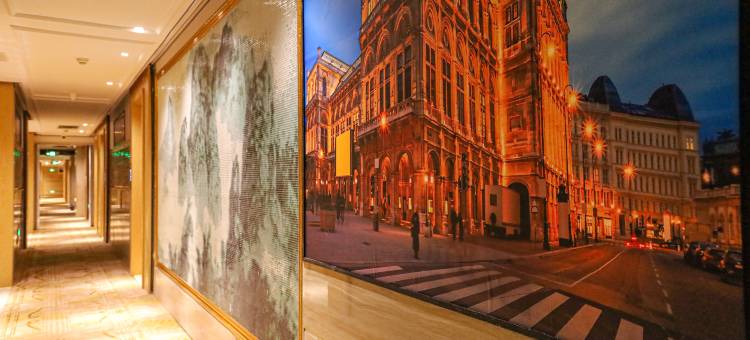 维也纳智好酒店(青岛火车站台东步行街店)图片