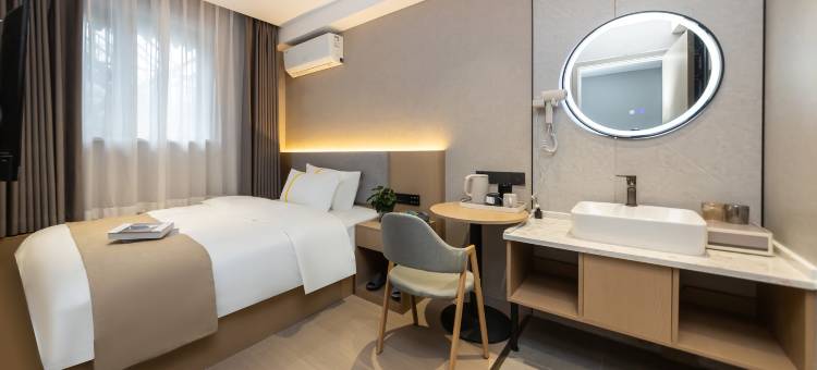 顺东智慧酒店(绵阳安州客运站店)图片