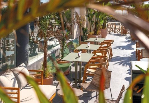 Aqua Hotel Promenade & Spa 4SupHotel Overview