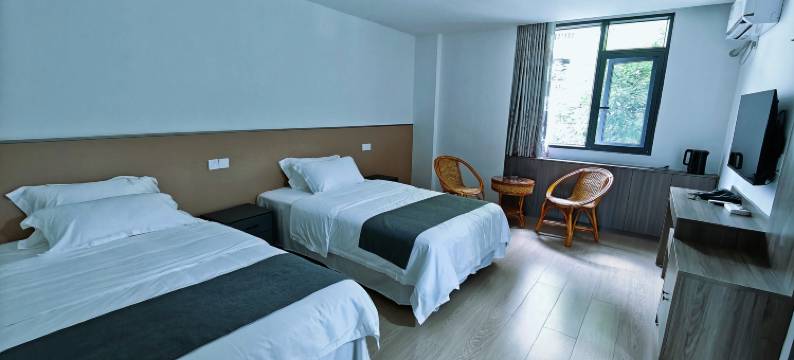 梅子镇友华宾馆图片