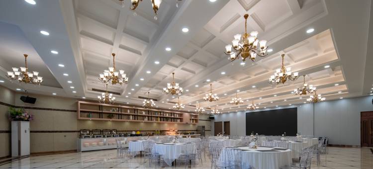 白玉兰酒店(菏泽佳和城汽车总站店)图片