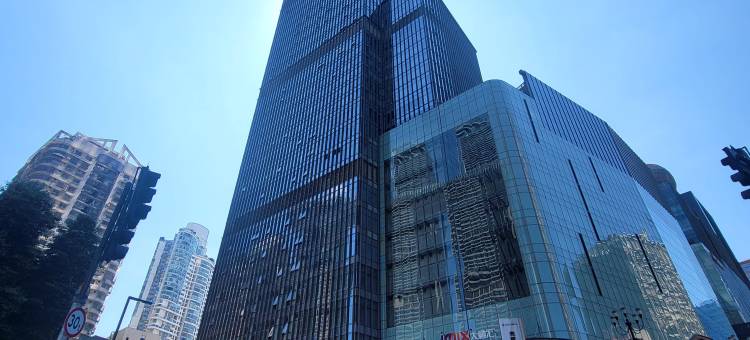 重庆山之渝高空江景酒店(解放碑来福士广场店)图片