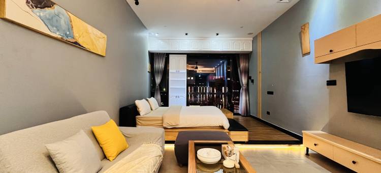 柚居·槿夏Loft公寓(龙眼南路美食街万象城店)图片