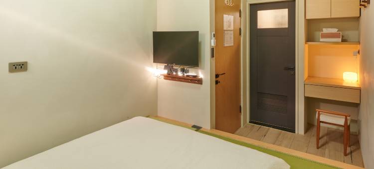 踪游三四五图片