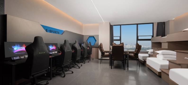 蚂蚁电竞酒店(信阳万达广场店)图片