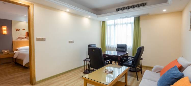 维也纳3好酒店(九华山高铁站店)图片