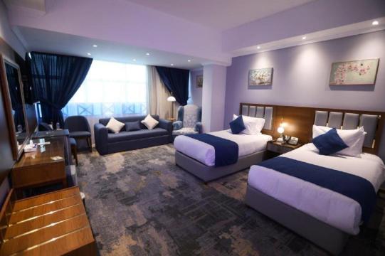 The Guard HotelHotel Overview