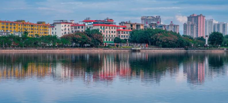 瑞丽金龙国际大酒店(姐告口岸天涯地角店)图片