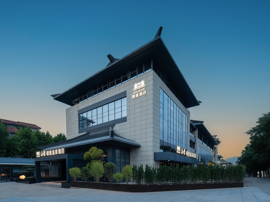 海棠·御雅温泉酒店(华清宫店)