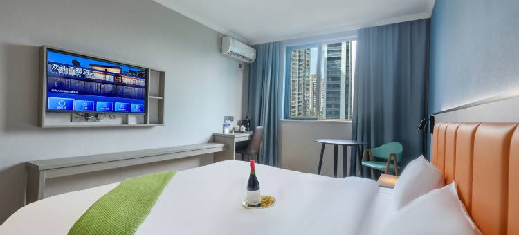 精灵酒店max(玄武招商花园城南京站北广场店)图片