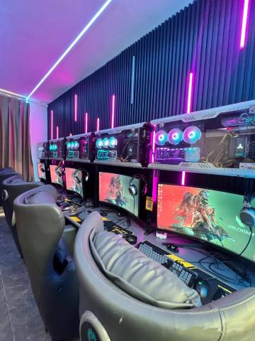 F5·月界电竞酒店(广元高铁站店)