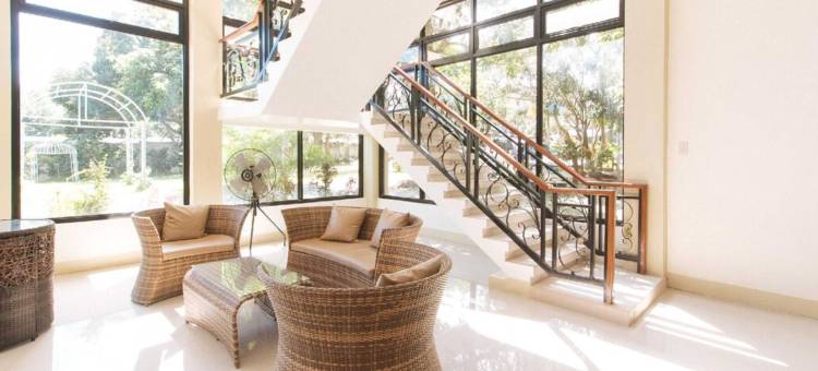 OYO 1152 宝贵花园酒店(OYO 1152 Hotel Precious Garden Place)图片