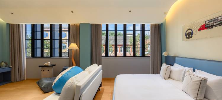 且喜·相见欢Dream Car临河酒店式民宿(南浔古镇景区店)图片