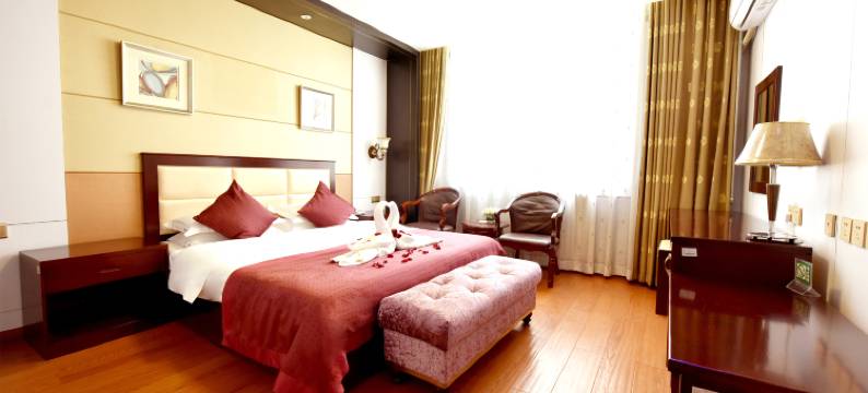 青岛职工之家宾馆(太平角公园店)图片