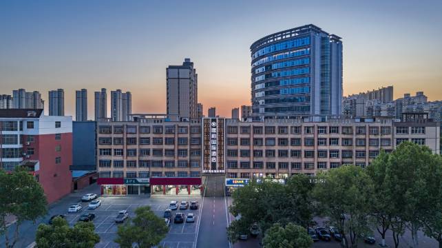 hotel overview picture