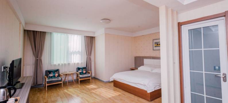 如家华驿精选酒店(潍坊风筝广场泰华城店)图片