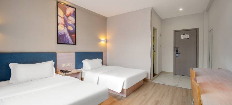 7天连锁酒店(郴州步步高新天地裕后街店)图片