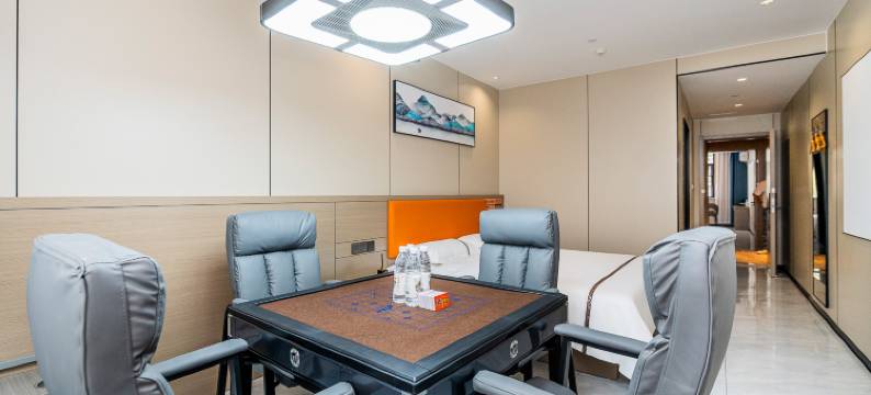 左岸酒店(汉口城市广场兴业路地铁站店)图片