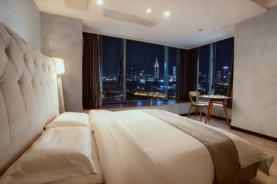 成都轻途酒店式公寓(天府广场春熙路店)