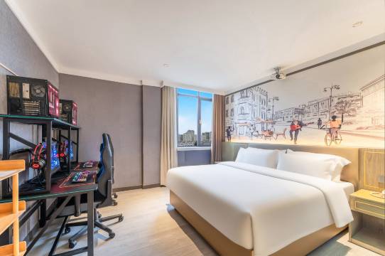 逸游·梦电竞酒店(菏泽曹州古城店)图片