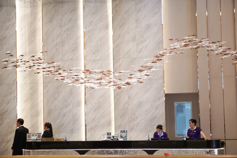 Jomtien Palm Beach Hotel and Resort Over view