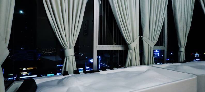 Akademik Suites 带浴缸高级住宿(Akademik SuitesPremium Bathtub Stay)图片