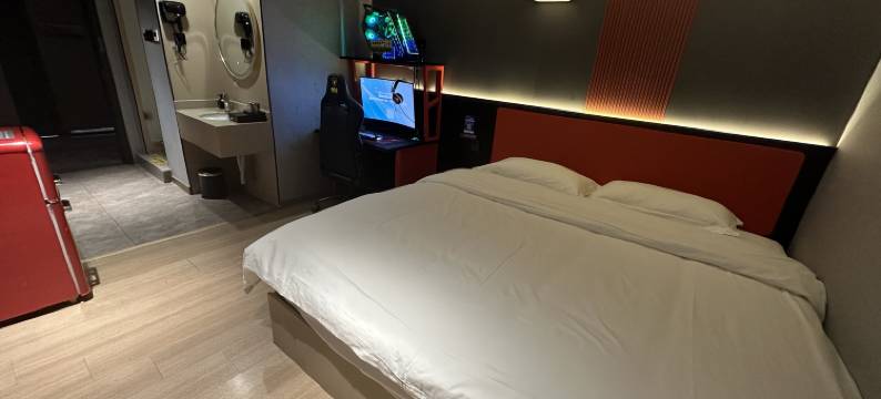 粤塔X电竞酒店(拱北口岸高铁站店)图片