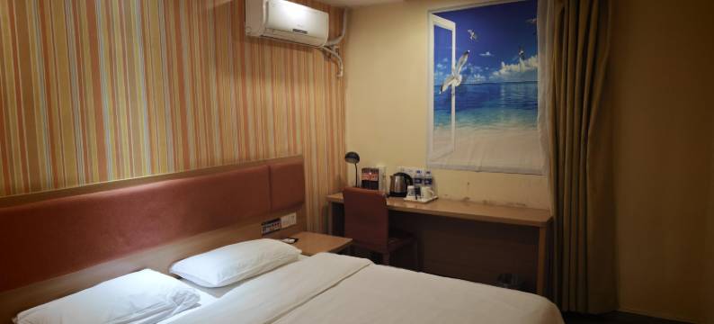 如家华驿酒店(武汉摩尔城王家湾地铁站店)图片