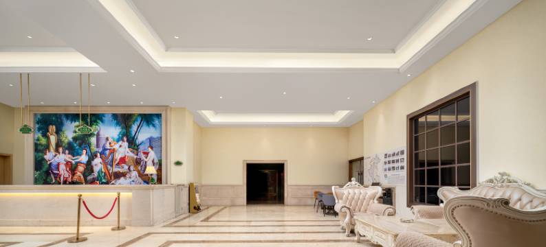 维也纳酒店(安顺黄果树大街大润发店)图片