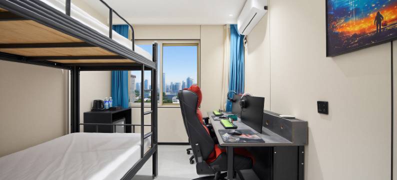 飓龙电竞酒店(成都建设路店)图片